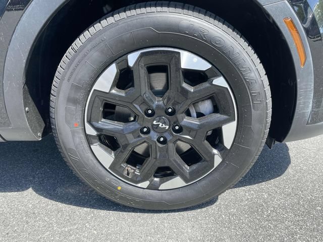 Certified 2024 Kia Sorento S FWD image 7