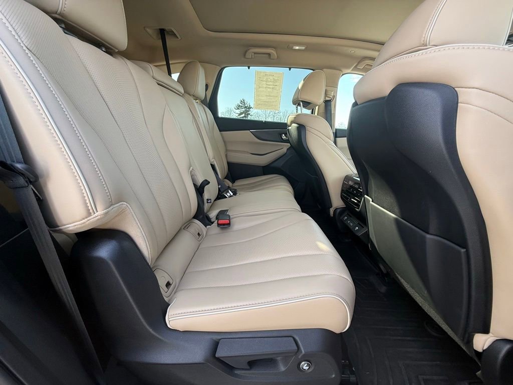 Used 2023 Acura MDX SH-AWD w/ Advance Package image 34