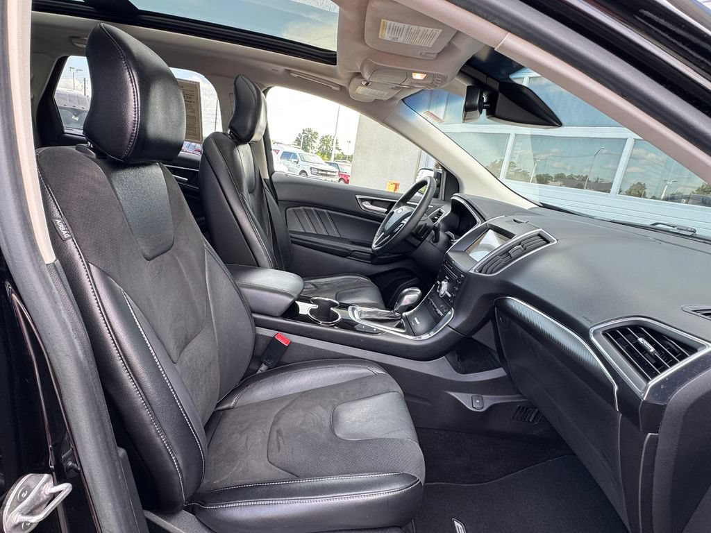 Used 2017 Ford Edge Sport w/ Equipment Group 401A AWD/4WD image 29