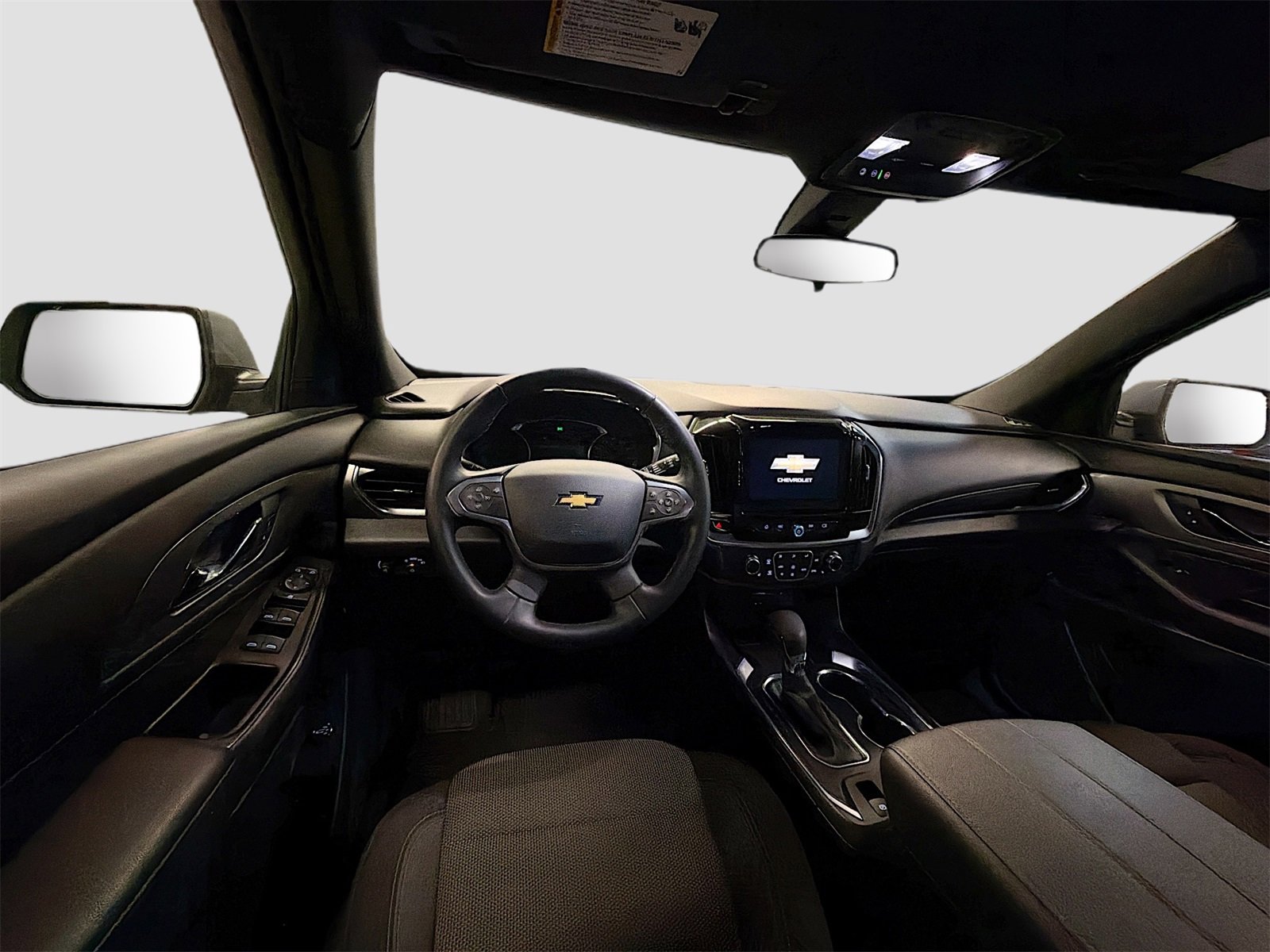 Used 2023 Chevrolet Traverse LT image 23