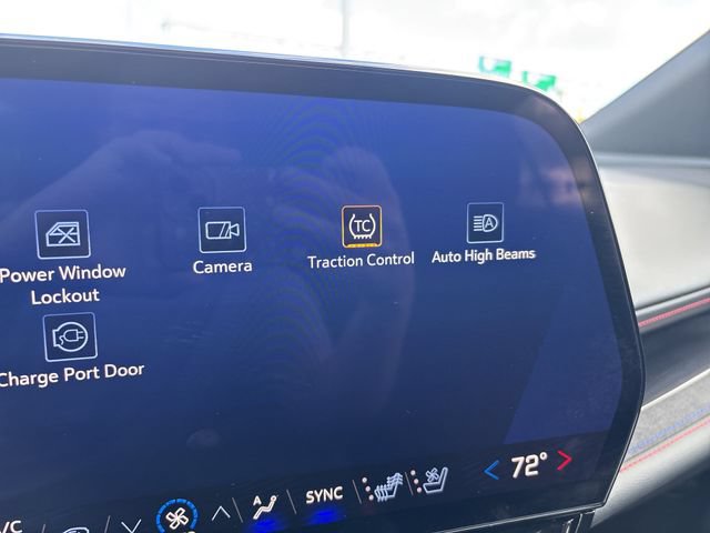 Certified 2025 Chevrolet Blazer EV RS w/ Super Cruise Package AWD/4WD image 31