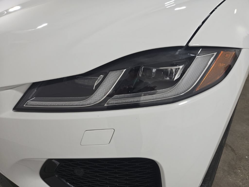New 2026 Jaguar F-PACE R-Dynamic S AWD/4WD image 27