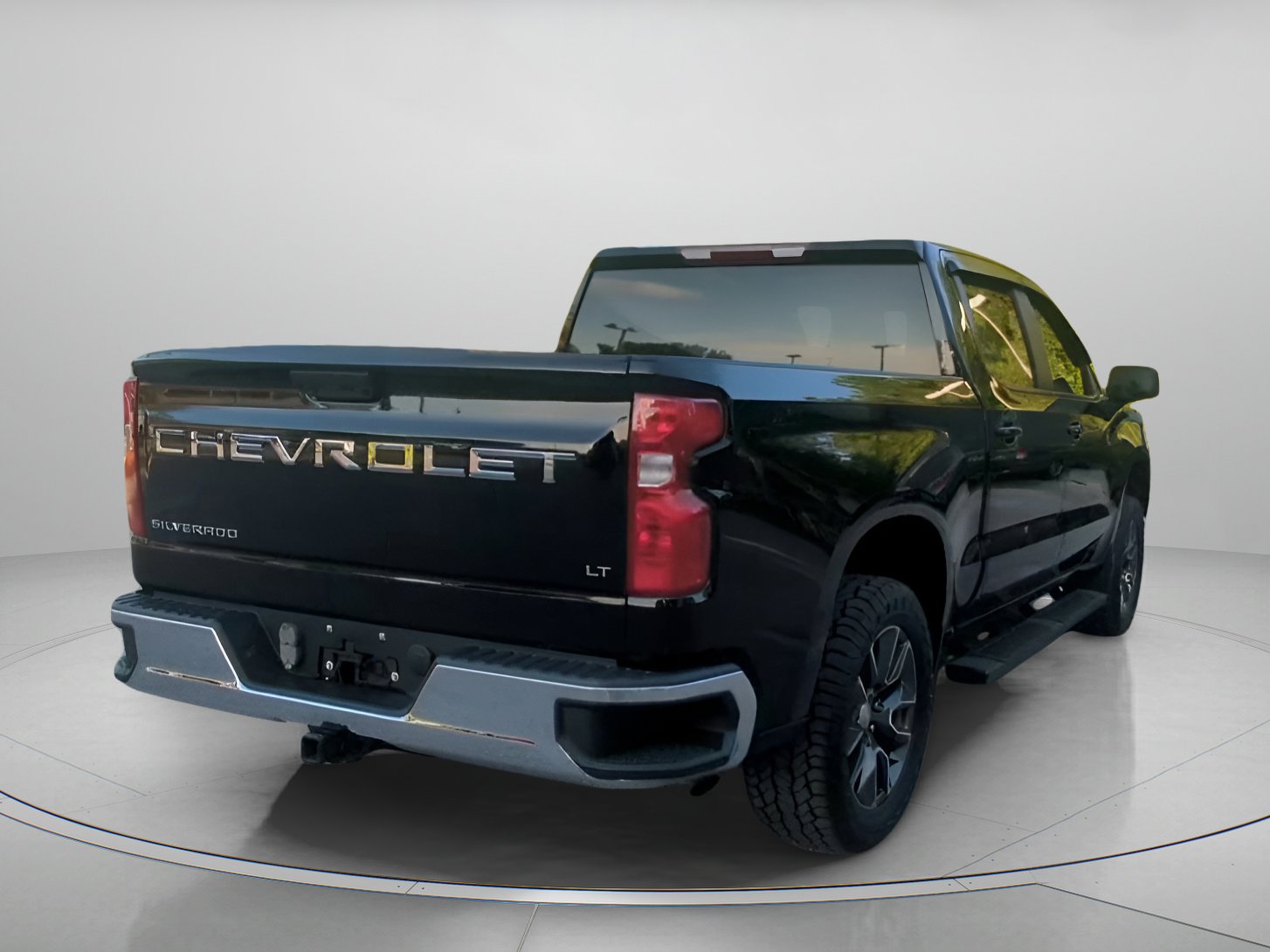 Used 2022 Chevrolet Silverado 1500 LT w/ Protection Package RWD image 26