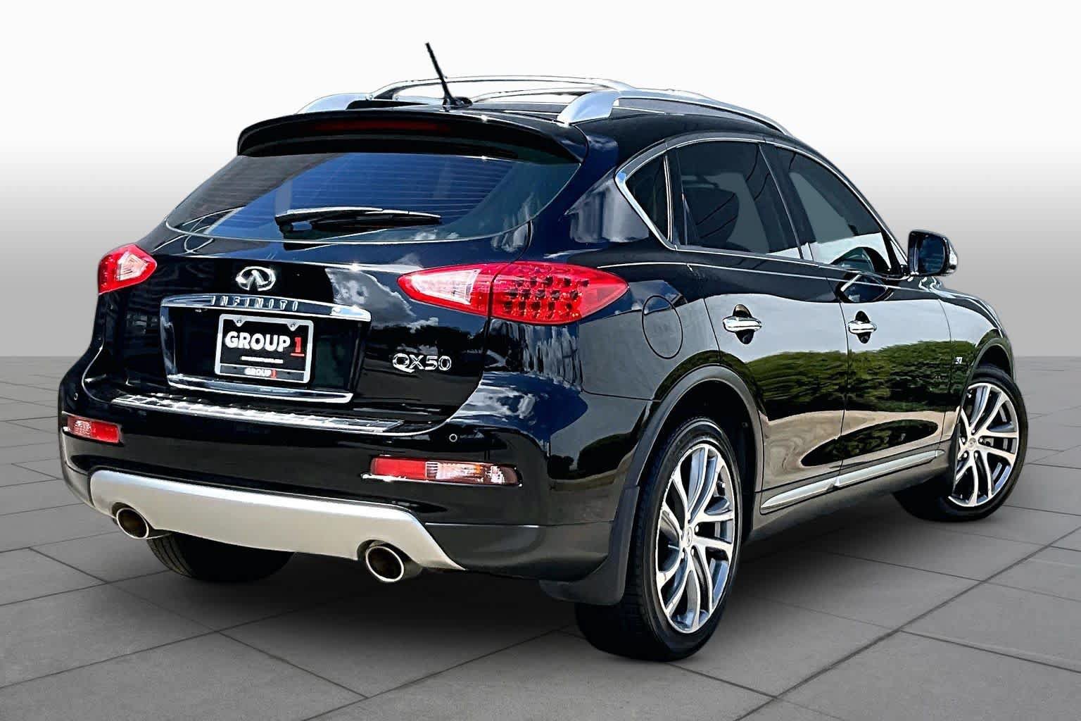 Used 2017 INFINITI QX50 2WD w/ Technology Package image 13