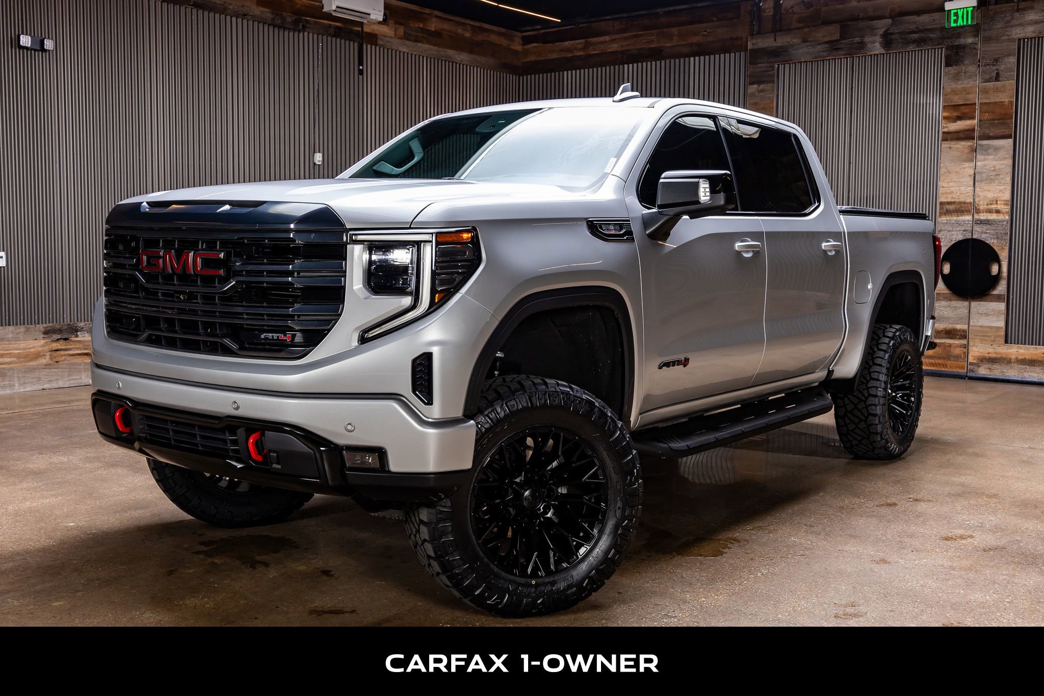 Used 2022 GMC Sierra 1500 AT4 w/ AT4 Premium Package AWD/4WD image 5