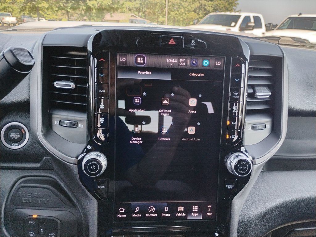 New 2026 RAM 2500 Tradesman AWD/4WD image 32