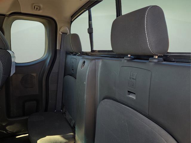 Used 2014 Nissan Frontier Desert Runner image 15