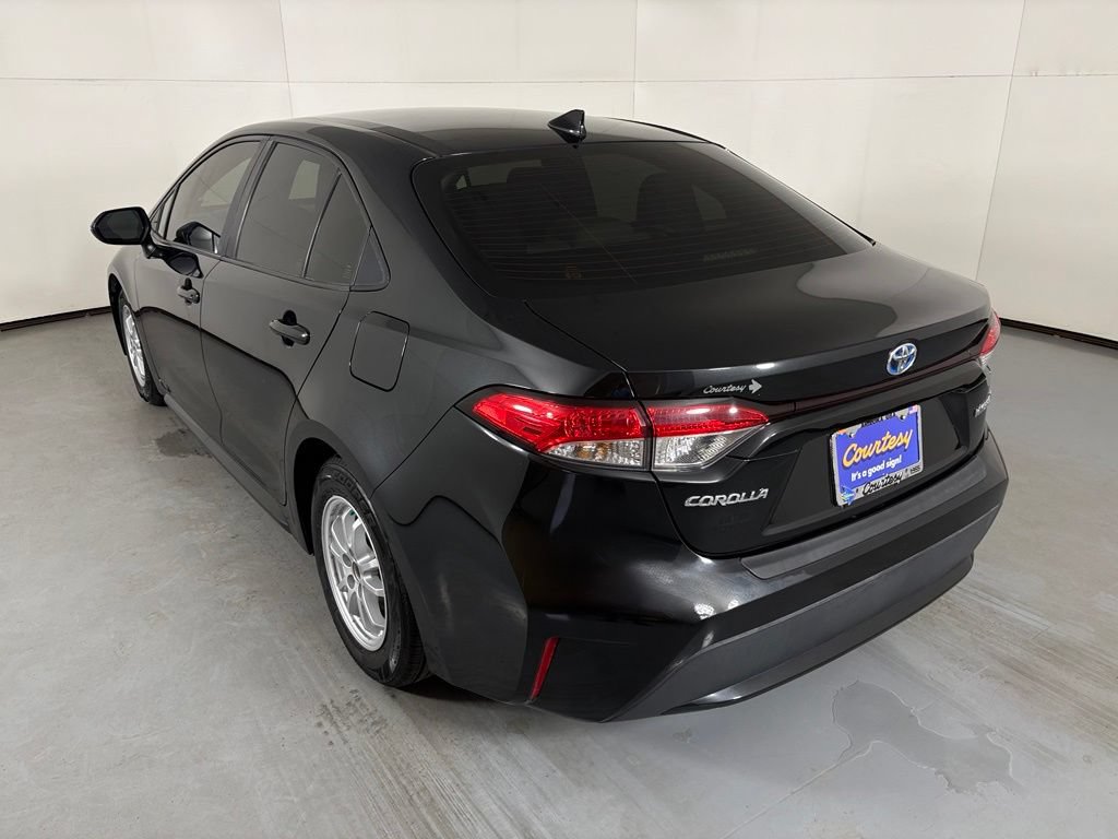 Used 2022 Toyota Corolla LE w/ Carpet Mat Package (TMS) FWD image 6