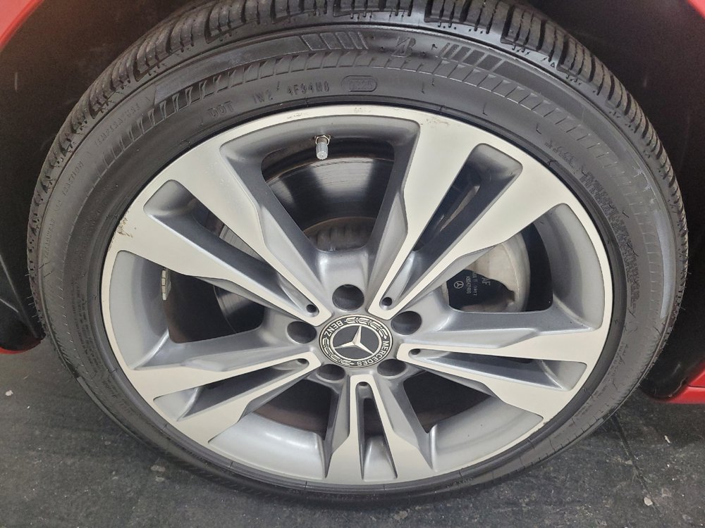 Used 2018 Mercedes-Benz C 300 4MATIC Sedan w/ Premium Package image 31