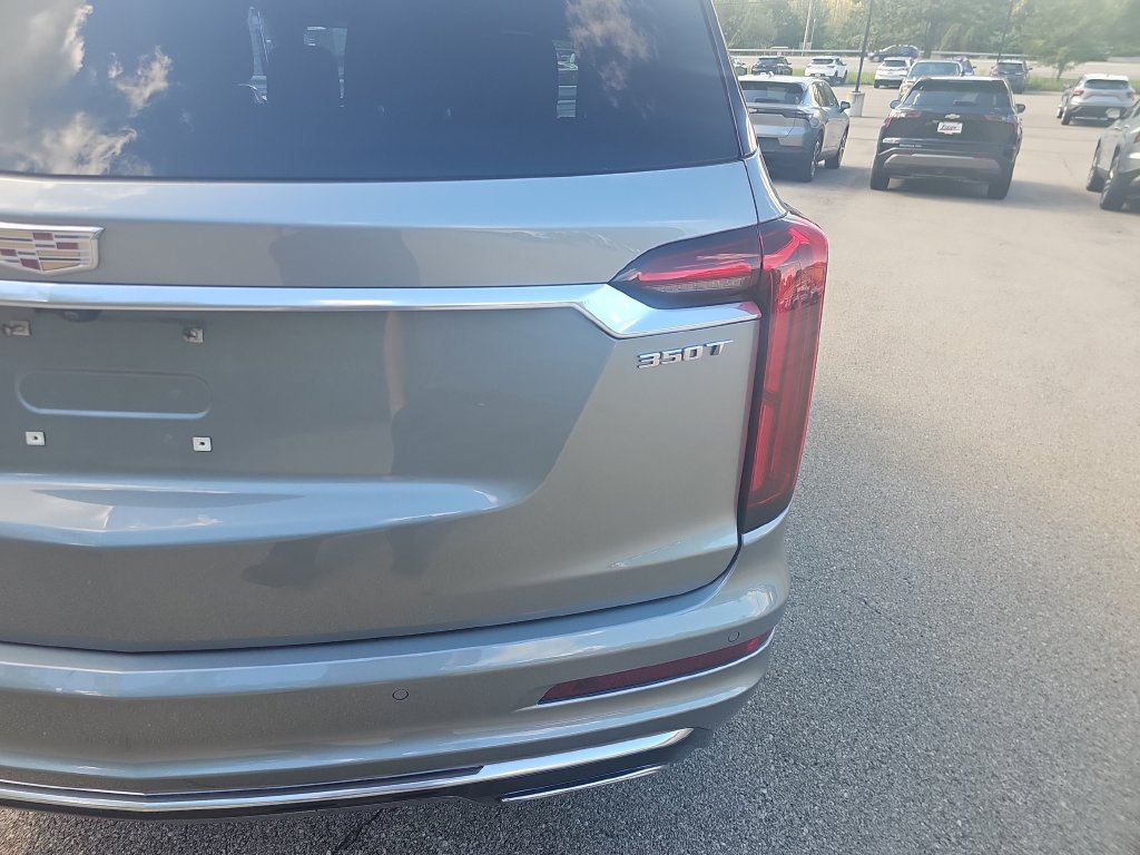Used 2023 Cadillac XT6 Luxury AWD/4WD image 11