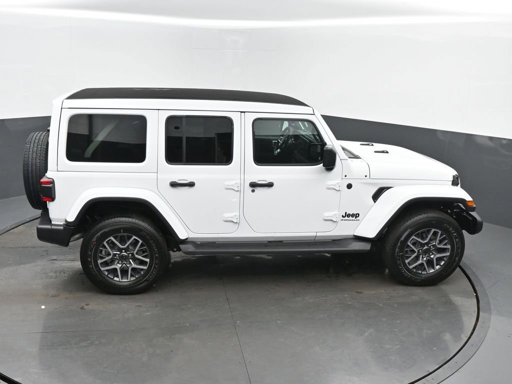 New 2026 Jeep Wrangler Sahara image 43