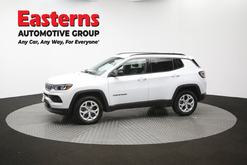 Used 2024 Jeep Compass Latitude AWD/4WD image 59