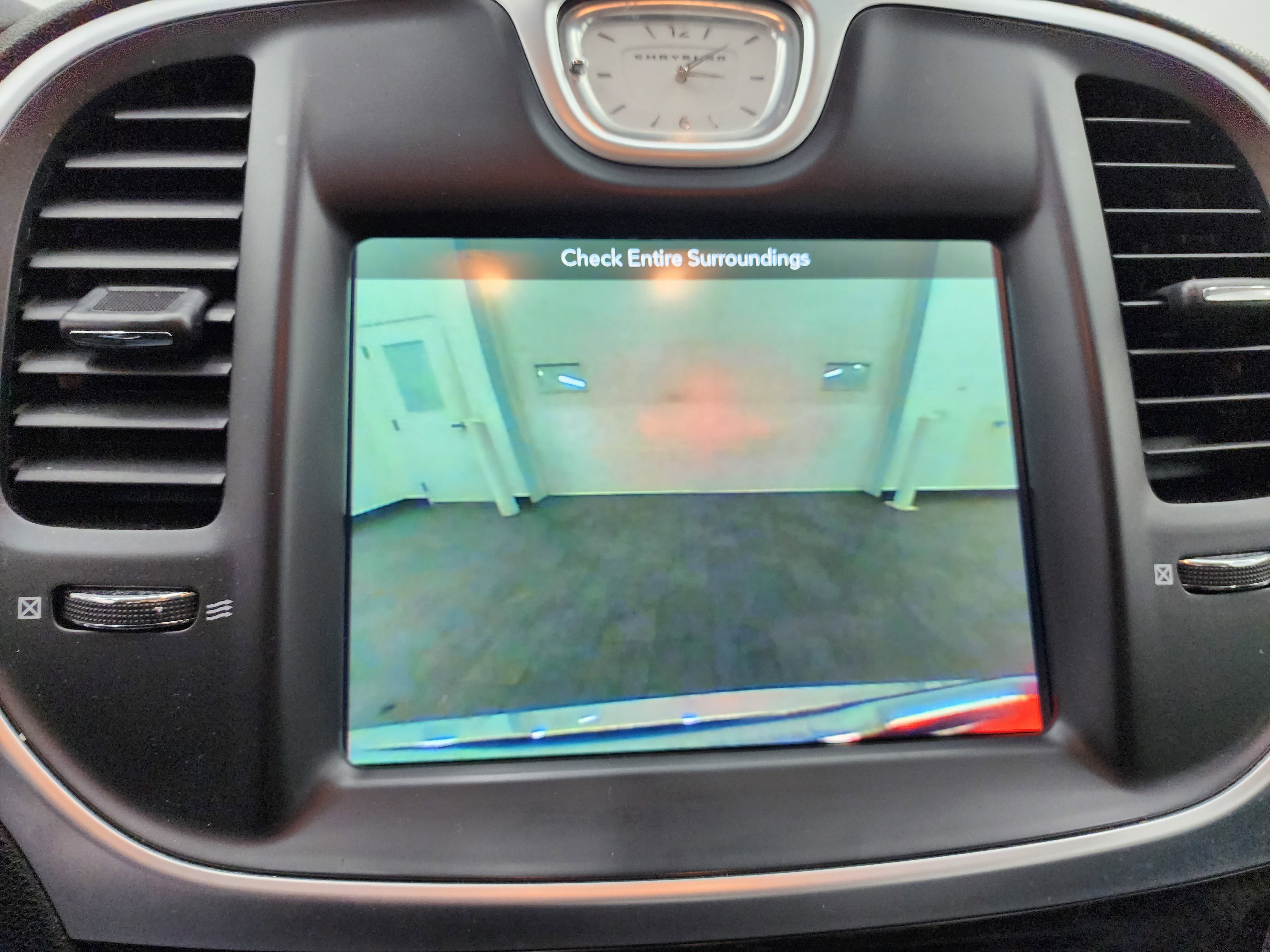 Used 2019 Chrysler 300 Limited image 41