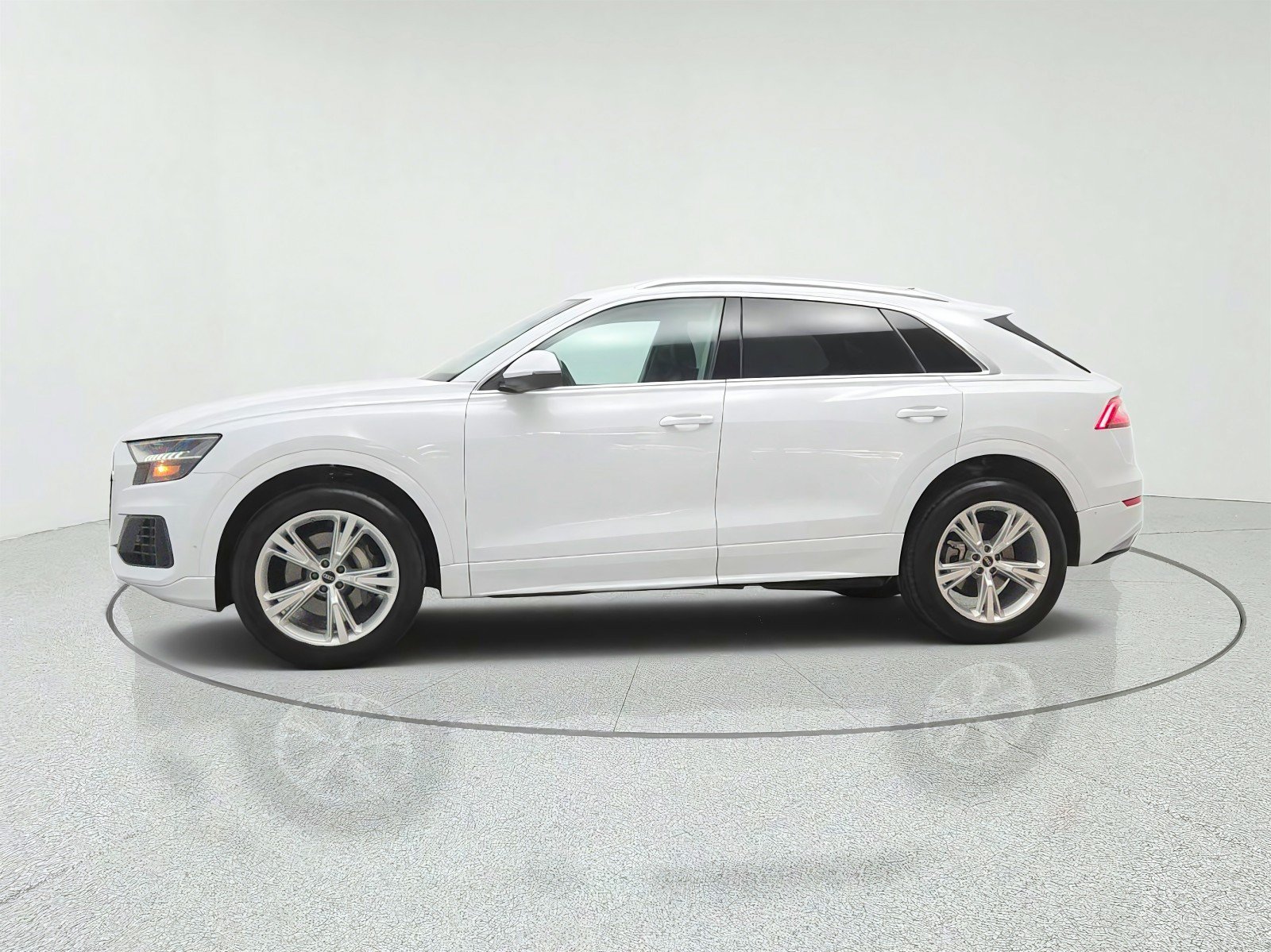 Used 2023 Audi Q8 Premium w/ Convenience Package AWD/4WD image 8