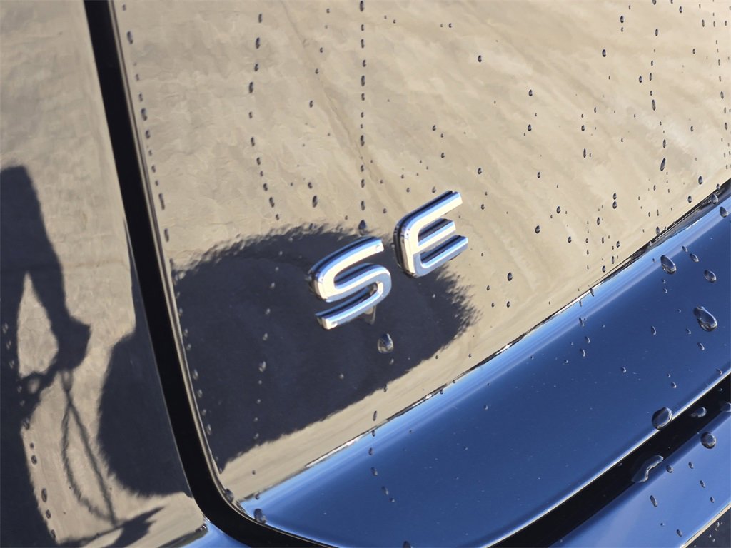 New 2026 Volkswagen Atlas Cross Sport SE image 9