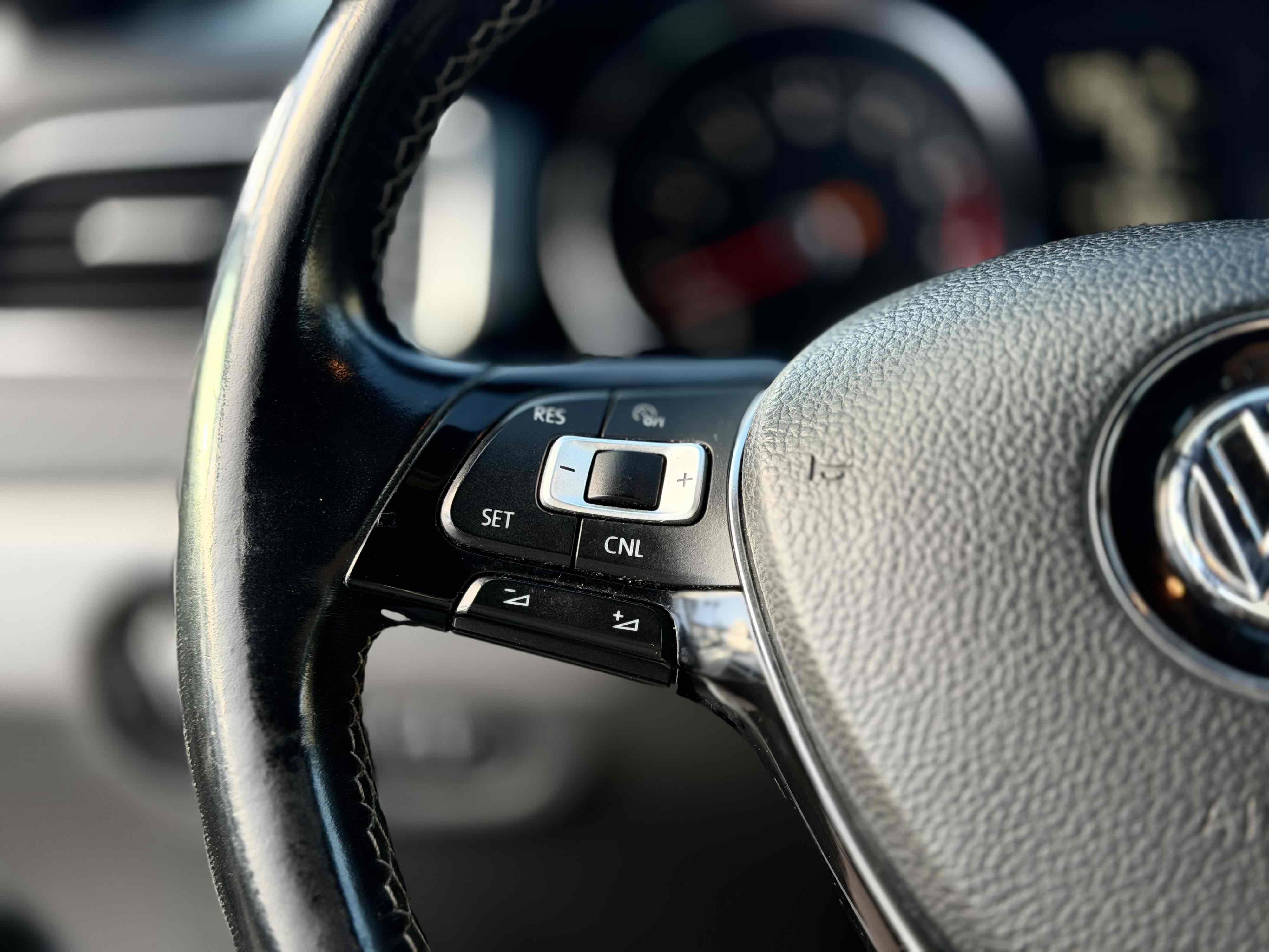 Used 2016 Volkswagen Jetta Sport image 25