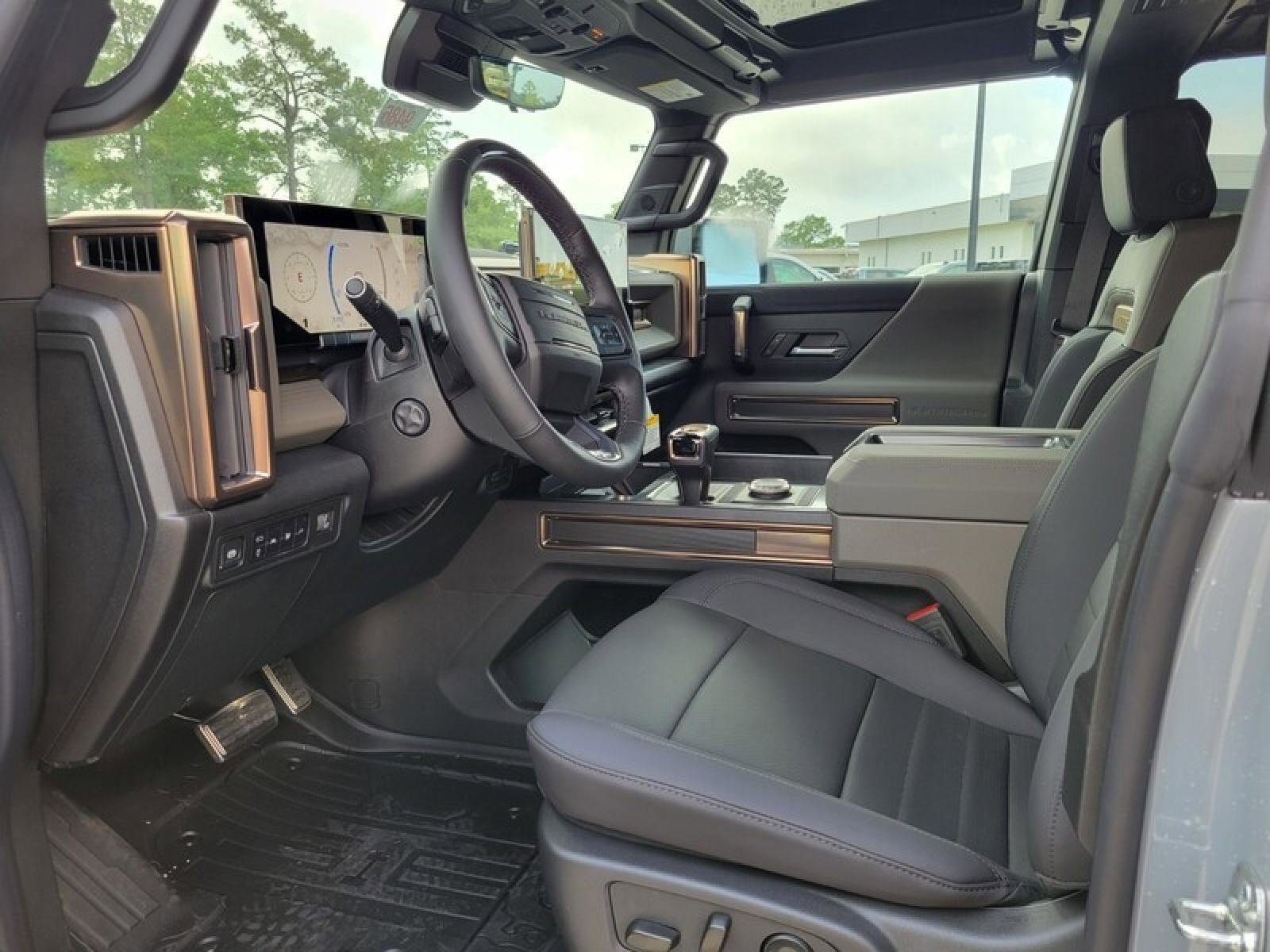 New 2025 GMC Hummer EV 2X w/ LPO, Illumination Package image 22