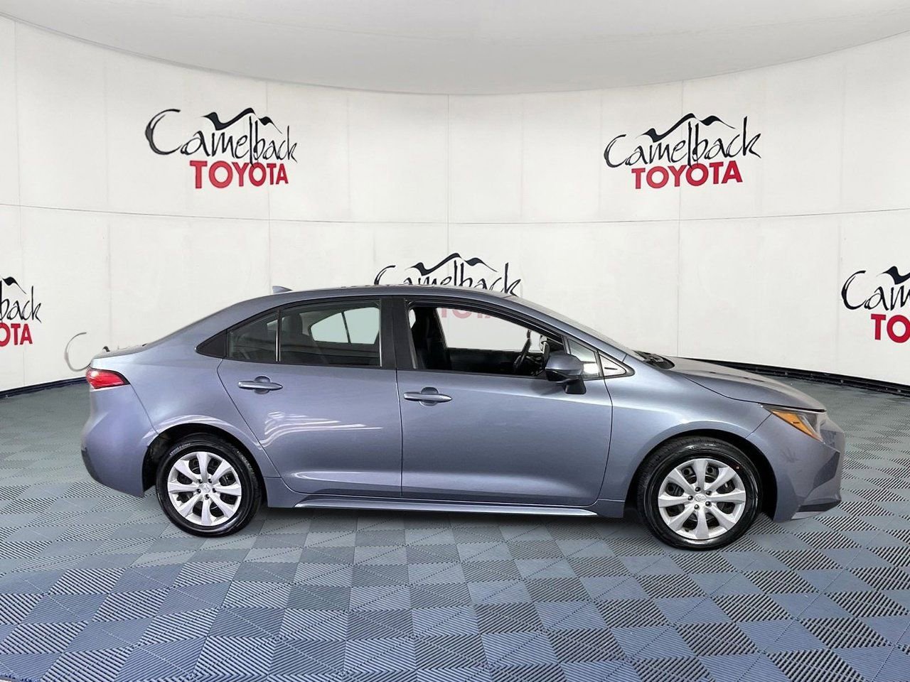 Used 2024 Toyota Corolla LE image 9