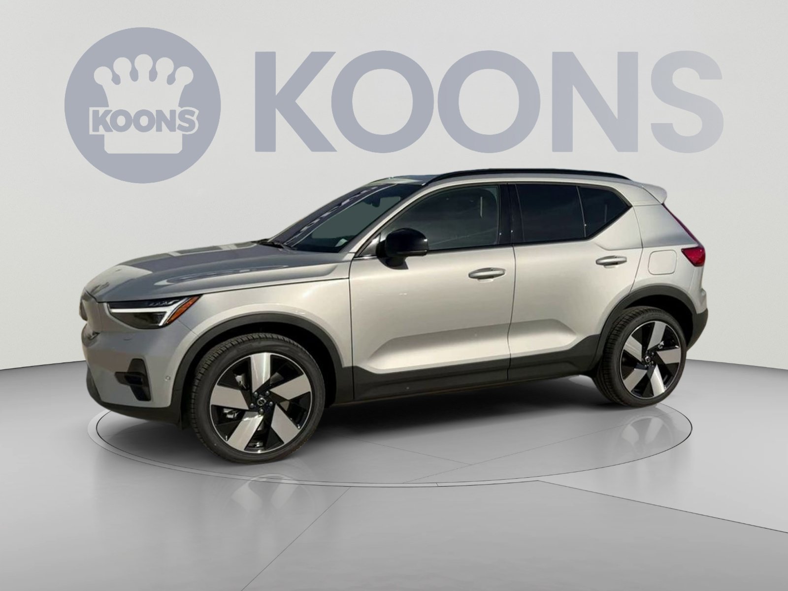 Certified 2023 Volvo XC40 Recharge Ultimate AWD/4WD image 5