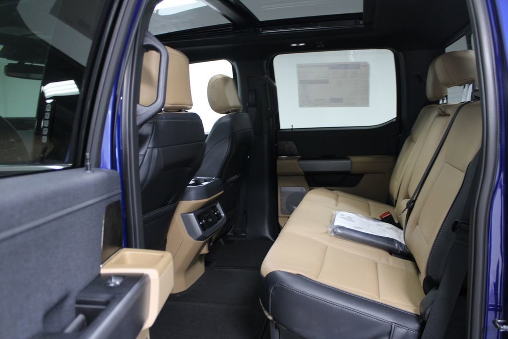 New 2026 Ford F250 Lariat w/ Chrome Package image 27