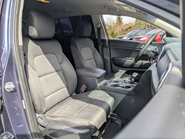 Used 2019 Kia Sportage LX image 30