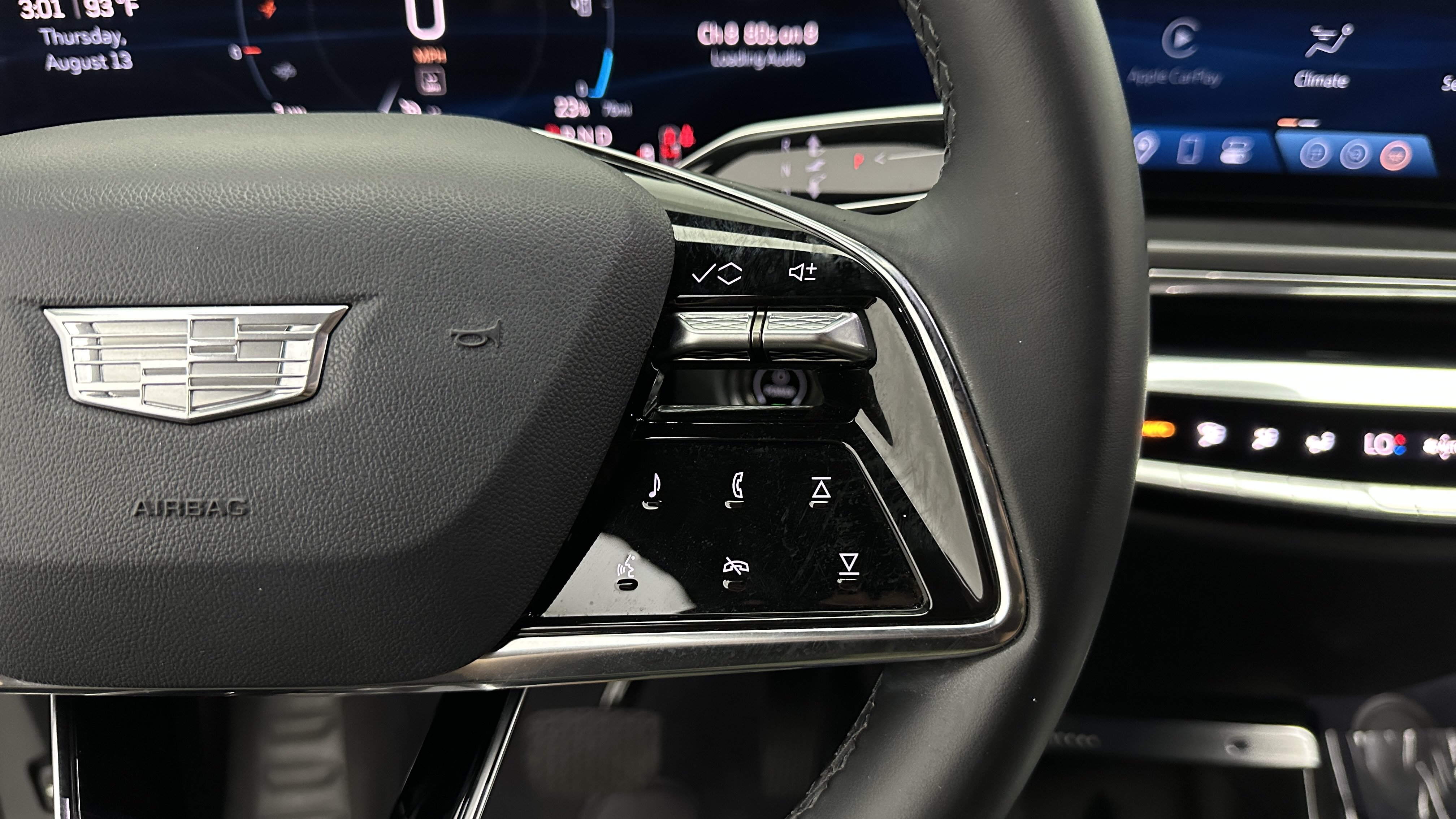 Used 2024 Cadillac Lyriq Tech RWD image 24