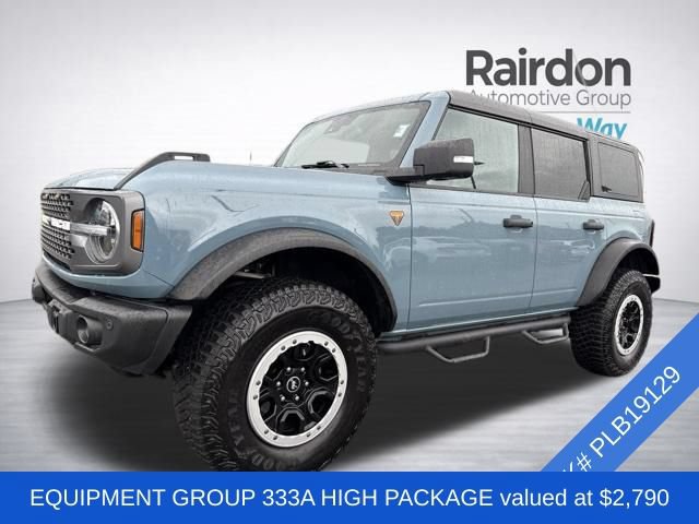 Used 2023 Ford Bronco Badlands w/ Sasquatch Package AWD/4WD image 3
