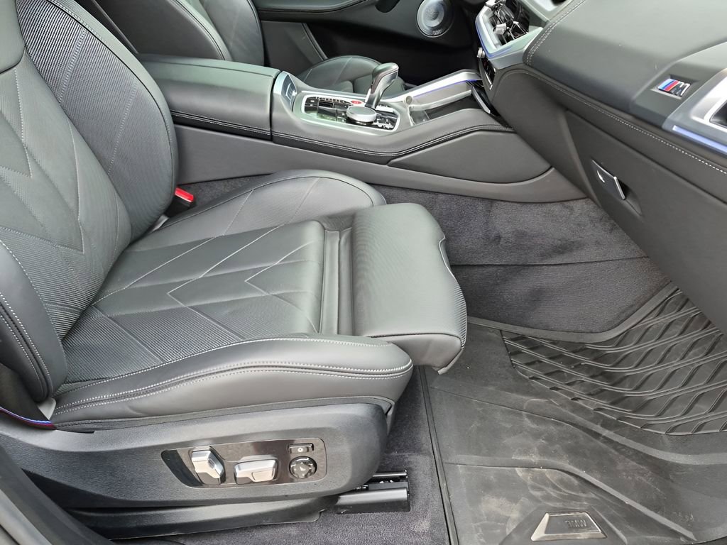 Used 2025 BMW XM image 19