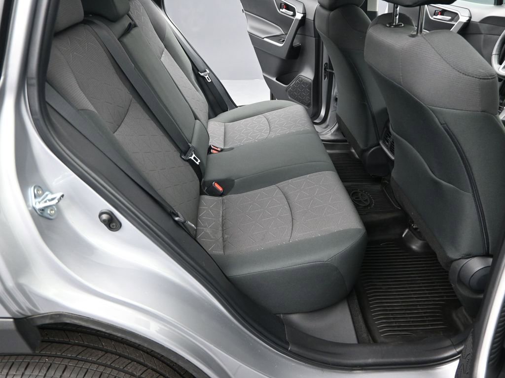 Used 2023 Toyota RAV4 XLE w/ Convenience Package image 12