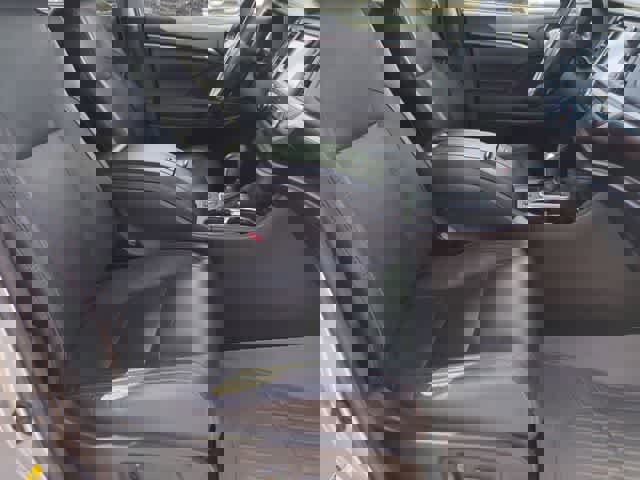 Used 2016 Toyota Highlander Limited image 23