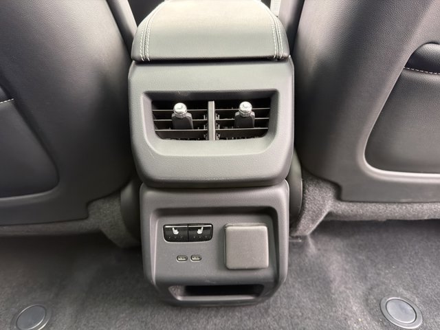 New 2025 Cadillac Optiq Sport 2 w/ LPO, Floor Liner Package AWD/4WD image 28