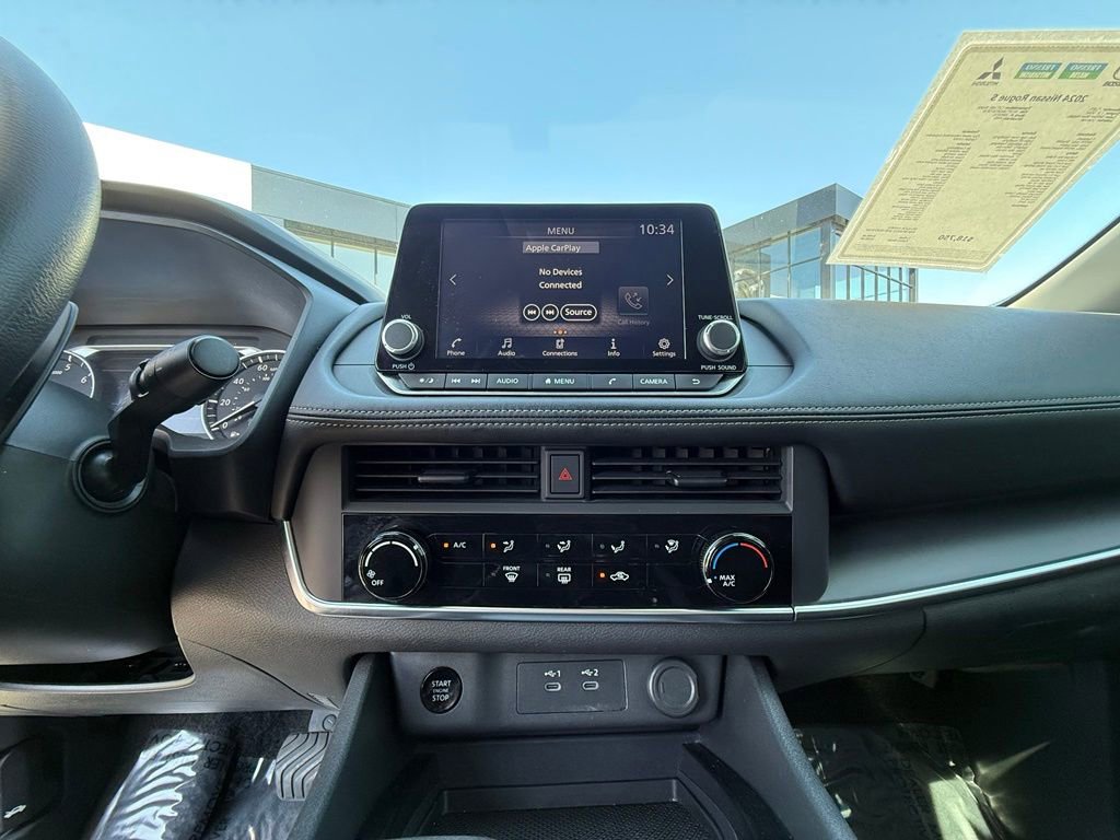 Used 2024 Nissan Rogue S FWD image 27