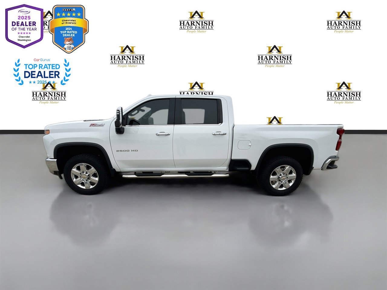 Used 2023 Chevrolet Silverado 2500 LTZ w/ LTZ Premium Package AWD/4WD image 2