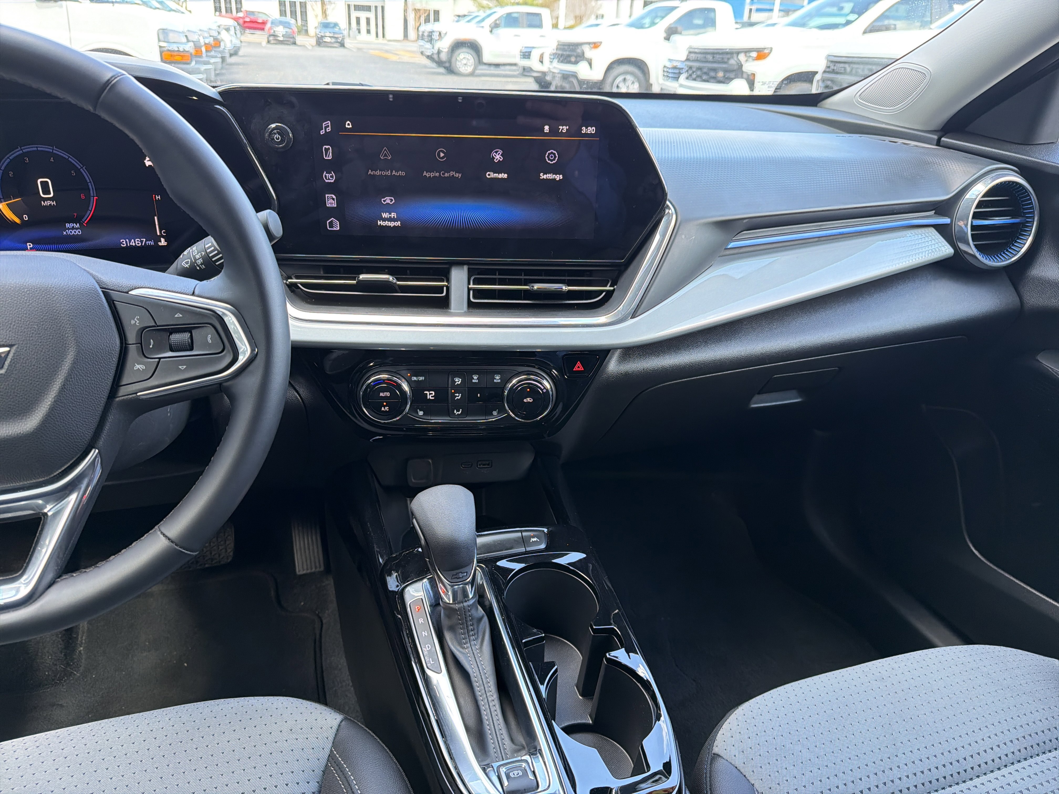 Used 2024 Chevrolet Trax LT w/ Driver Confidence Package image 28