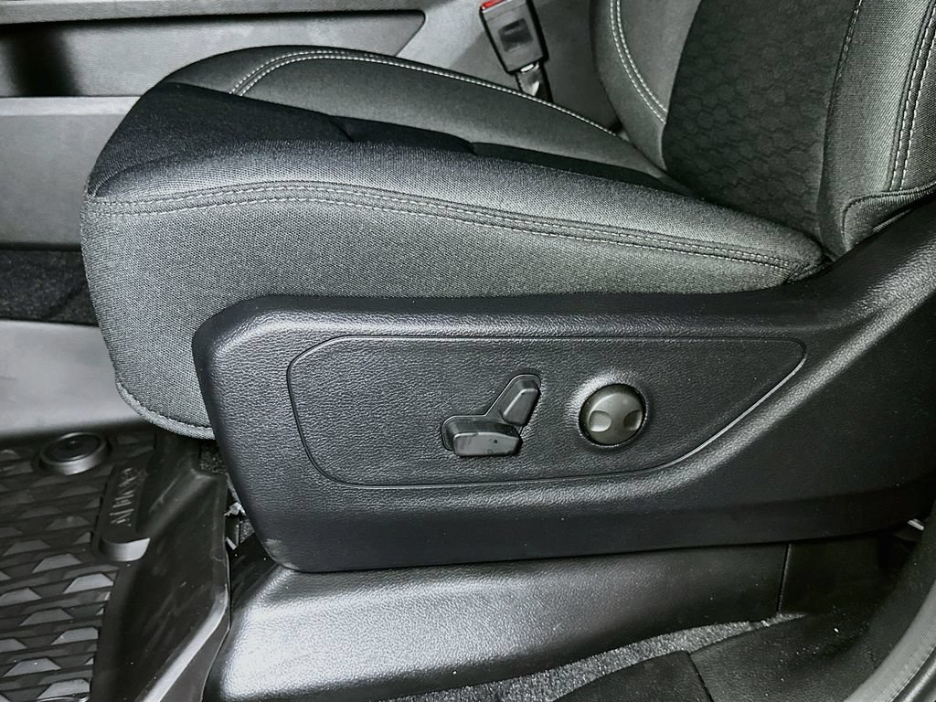 New 2026 RAM 1500 Big Horn AWD/4WD image 13