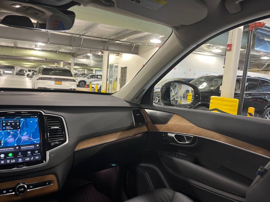 Certified 2024 Volvo XC90 B6 Plus w/ Protection Package Premier AWD/4WD image 24