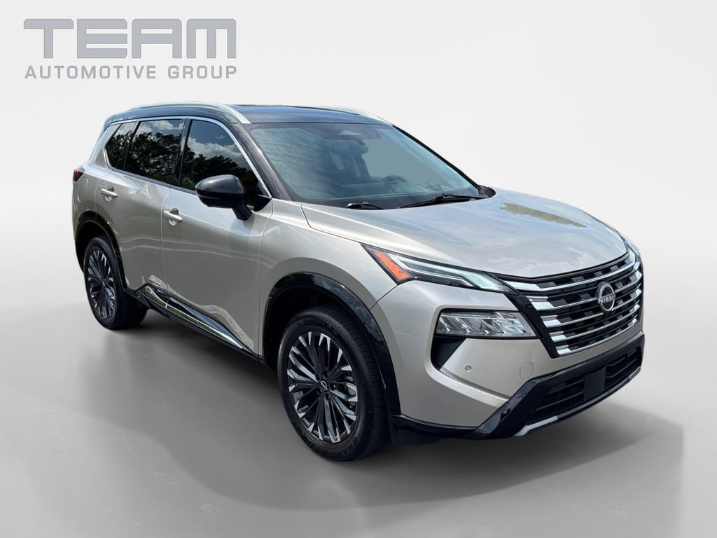 Used 2025 Nissan Rogue Platinum w/ Tech Package