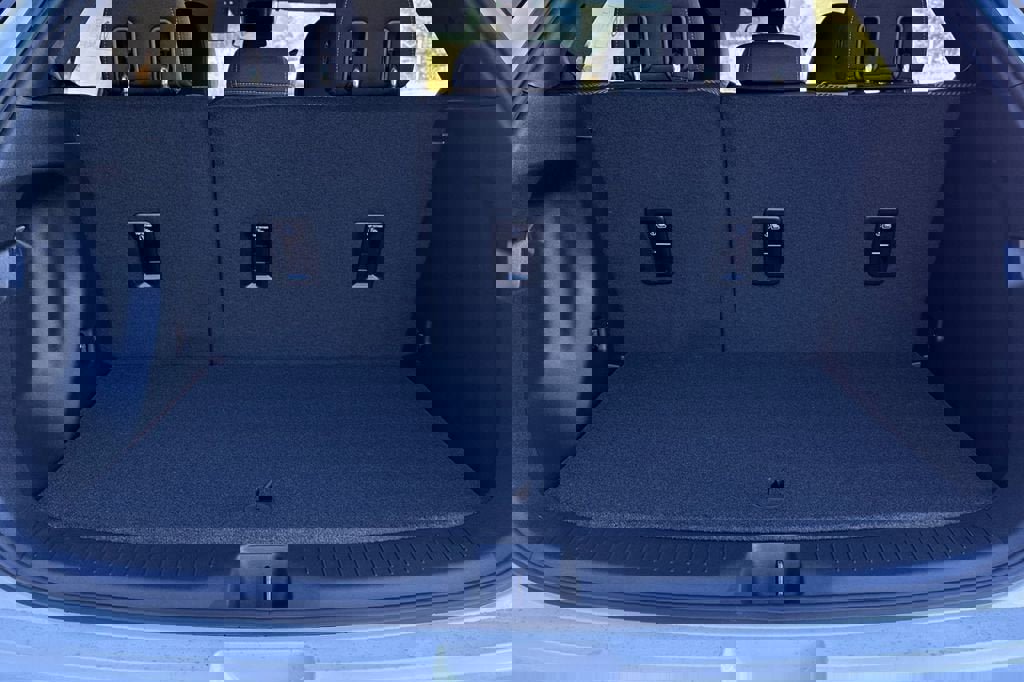 New 2027 Chevrolet Bolt LT w/ Comfort Package image 15