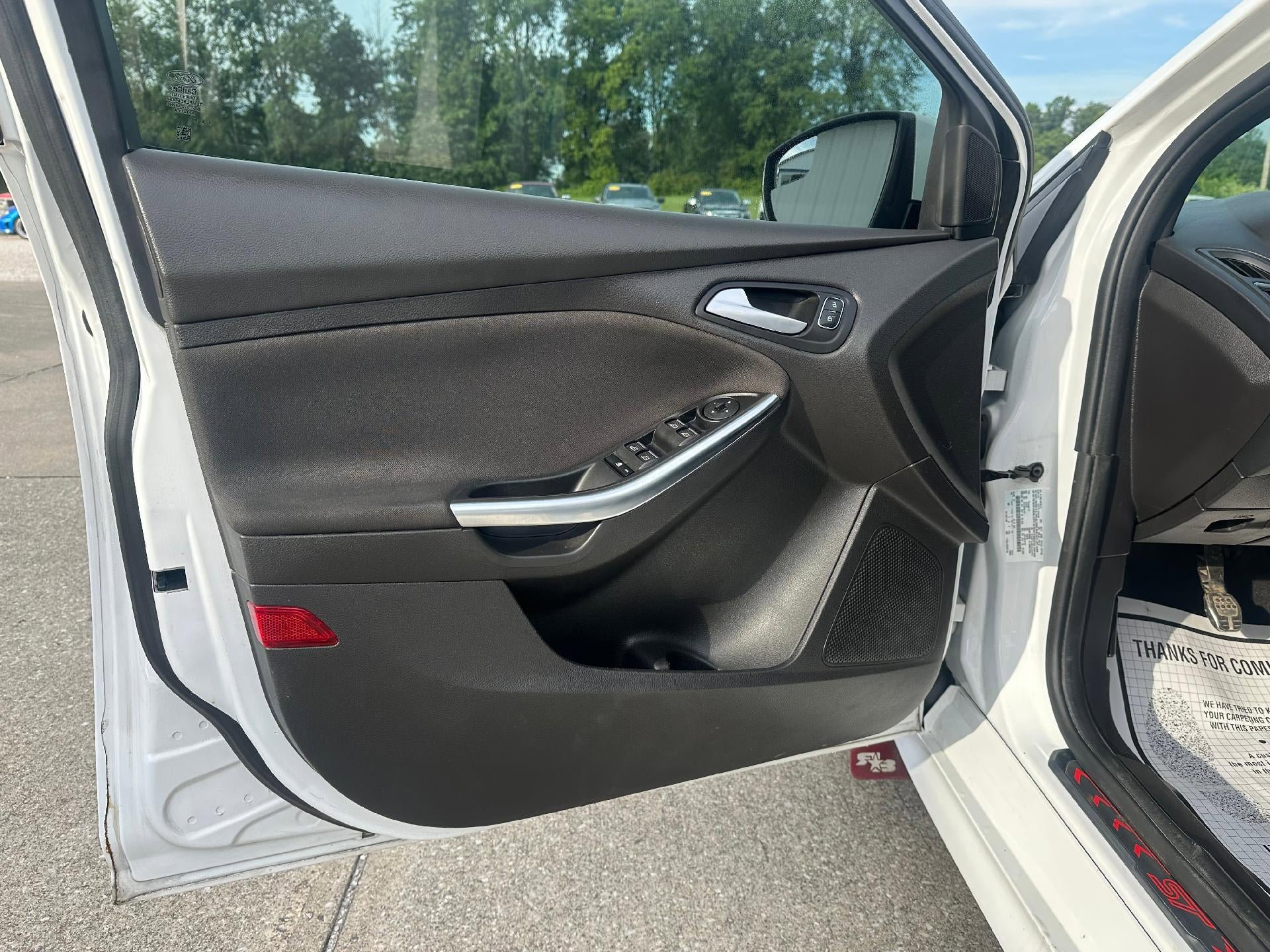 Used 2017 Ford Focus ST FWD image 13