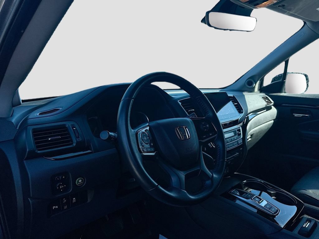 Used 2021 Honda Pilot Touring image 9