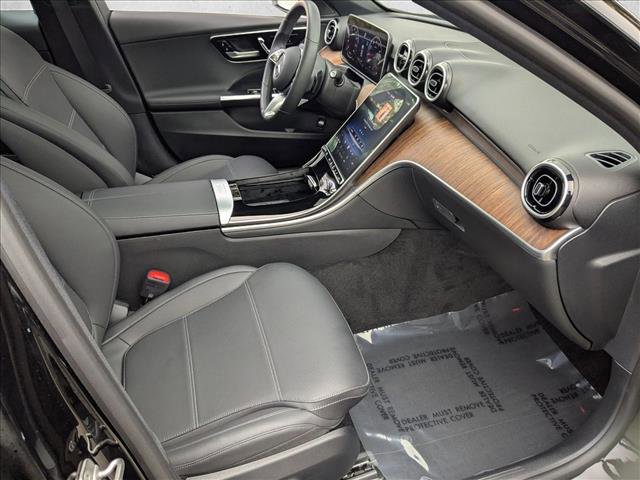 Used 2025 Mercedes-Benz C 300 4MATIC Sedan image 21