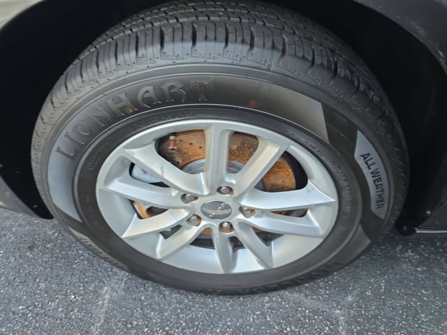 Used 2020 Dodge Grand Caravan SXT FWD image 9