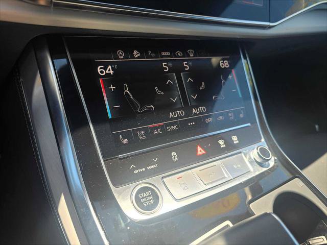 Used 2024 Audi Q7 3.0T Prestige AWD/4WD image 32