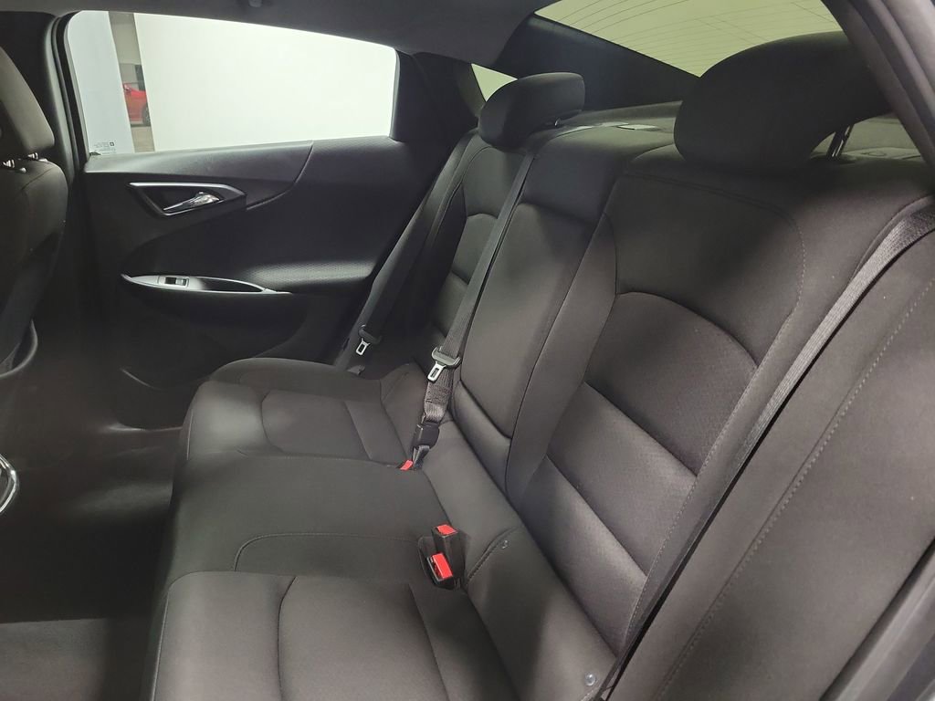 Used 2018 Chevrolet Malibu LT image 20