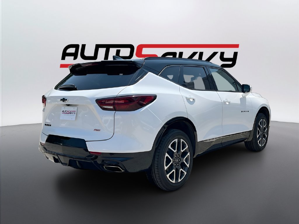 Used 2023 Chevrolet Blazer RS w/ Enhanced Convenience Package FWD image 7