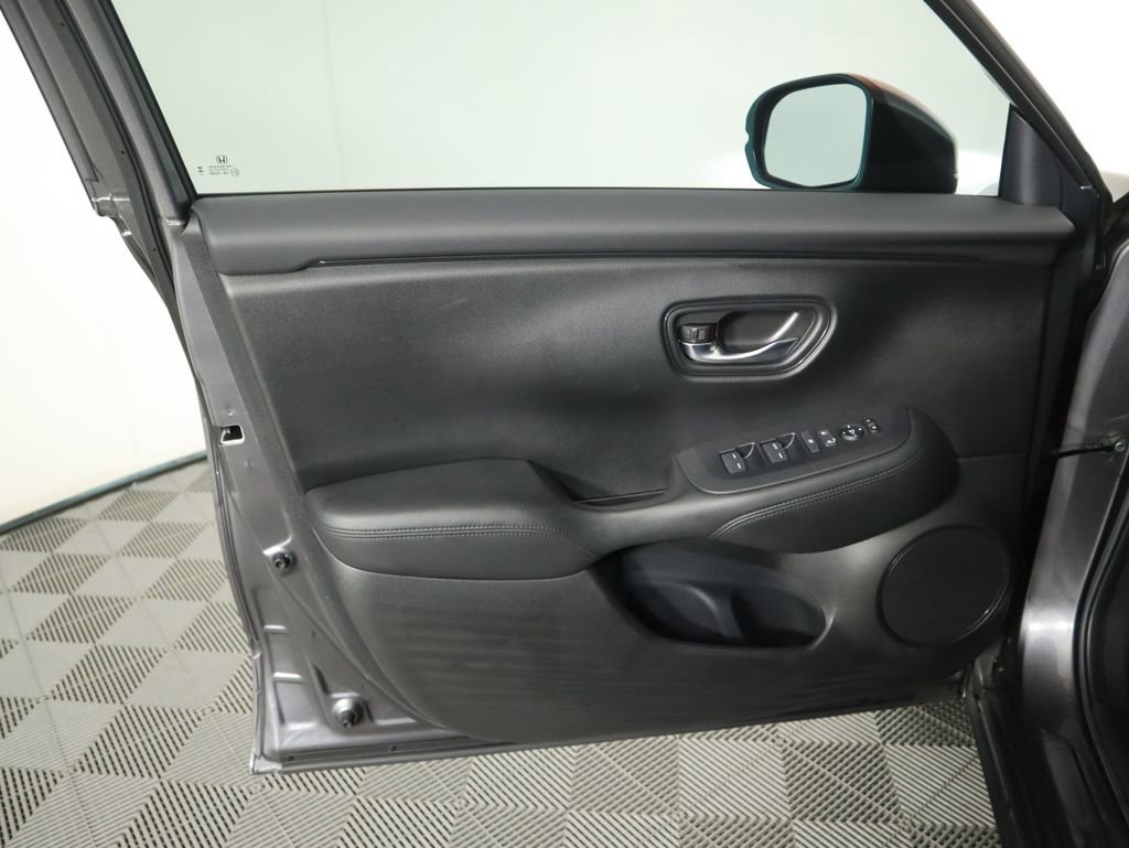 Used 2024 Honda HR-V LX image 24