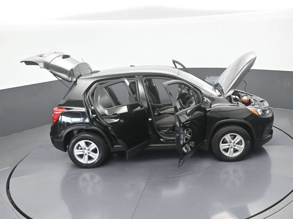 Used 2022 Chevrolet Trax LS AWD/4WD image 62