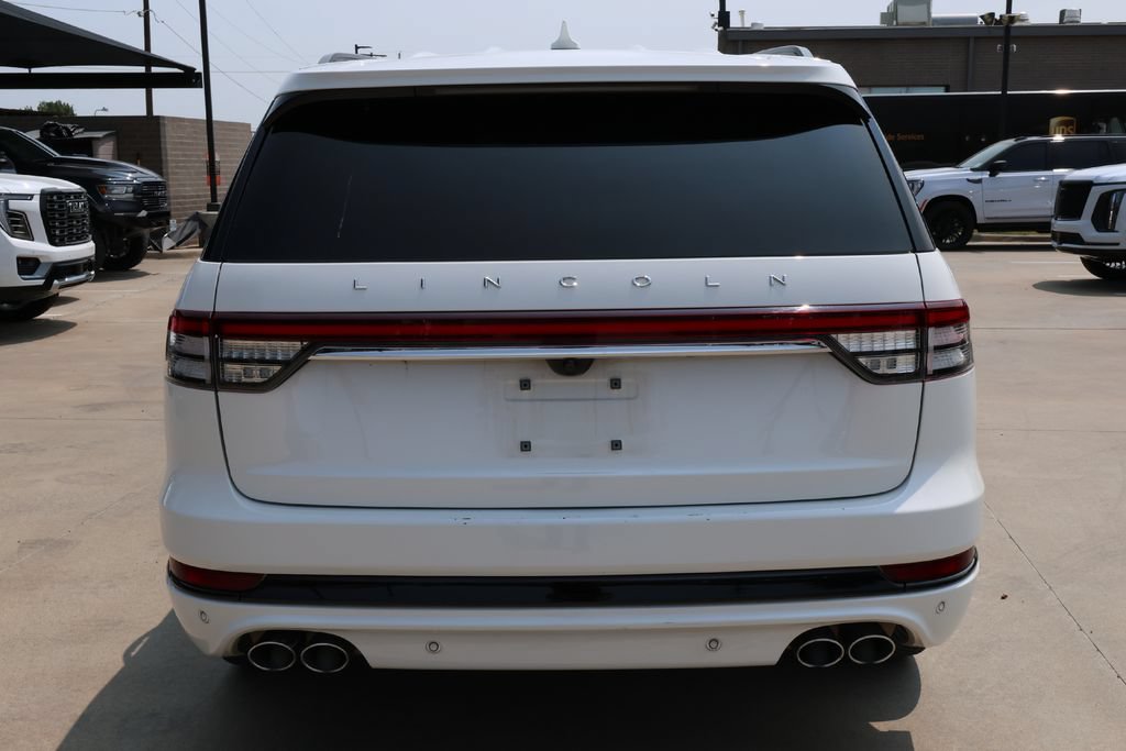 Used 2023 Lincoln Aviator Reserve w/ Equipment Group 201A AWD/4WD image 6