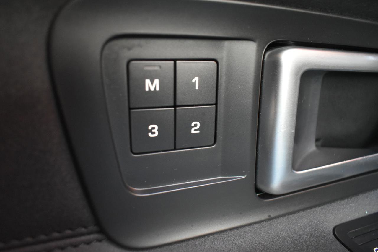 Used 2017 Land Rover Discovery Sport HSE image 37