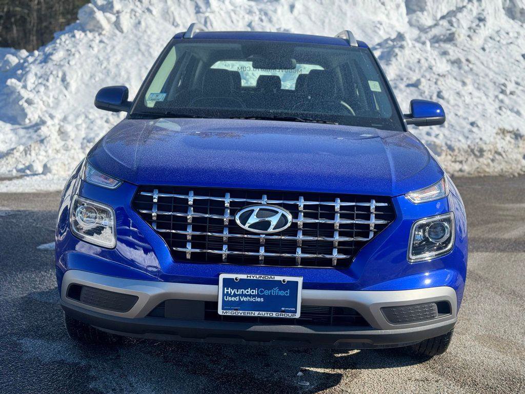 New 2025 Hyundai Venue Limited image 3